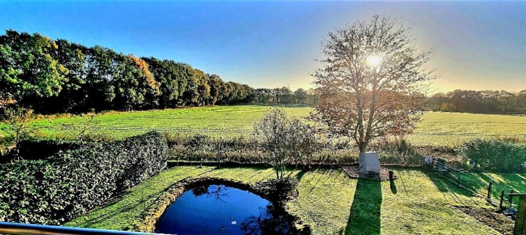 Lueneburg-Melbeck, 105 Qm Mit Fernsicht, Ruhige Sackgasse, Fussbodenheizung, Wallbox Gegen Gebuehr المظهر الخارجي الصورة